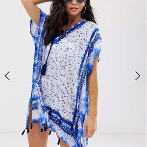 Surf Gypsy White Cabana tassel trim cover up in blue size M